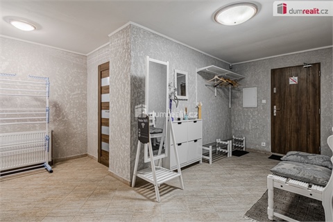 Prodej rodinného domu, 350 m² 10