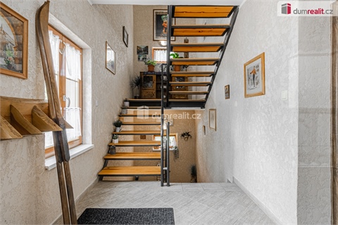 Prodej rodinného domu, 300 m² - 16