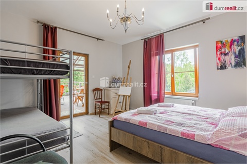 Prodej rodinného domu, 300 m² 14