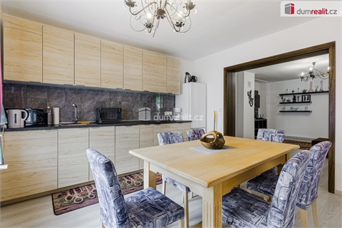 Prodej rodinného domu, 350 m² 4