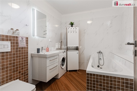 Prodej rodinného domu, 300 m² 10