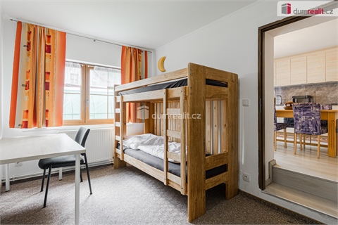 Prodej rodinného domu, 350 m² 12