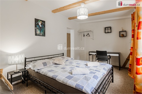 Prodej rodinného domu, 300 m² - 8