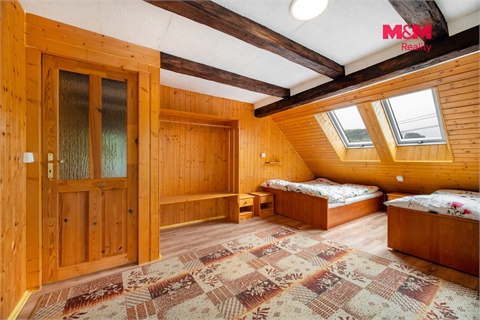 Prodej rodinného domu, 210 m² - 14