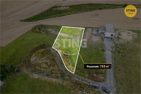 Prodej stavebního pozemku, 759 m² 0