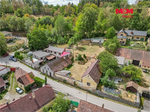 Prodej stavebního pozemku, 1 676 m² 10