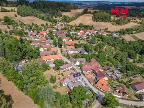 Prodej stavebního pozemku, 1 676 m² 6