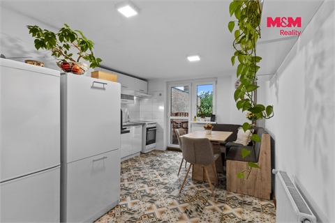 Prodej rodinného domu, 99 m² 2