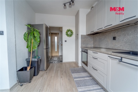 Prodej bytu 3kk, 80 m² - 24