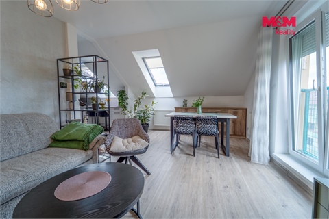 Prodej bytu 3kk, 80 m² 18