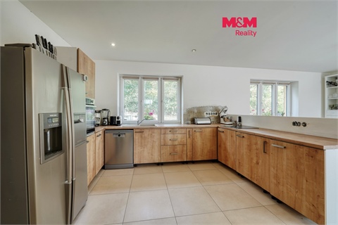 Prodej rodinného domu, 280 m² 0