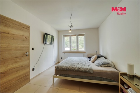 Prodej rodinného domu, 280 m² - 6