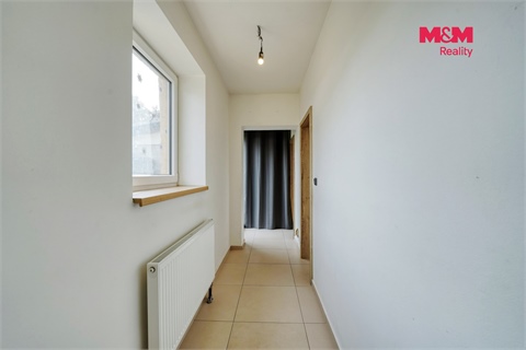 Prodej rodinného domu, 280 m² 12