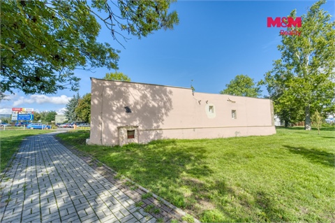 Prodej obchodních prostor, 202 m² 12