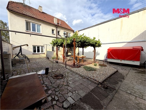 Prodej rodinného domu, 225 m² - 2