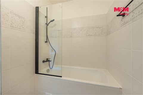 Prodej rodinného domu, 97 m² - 12