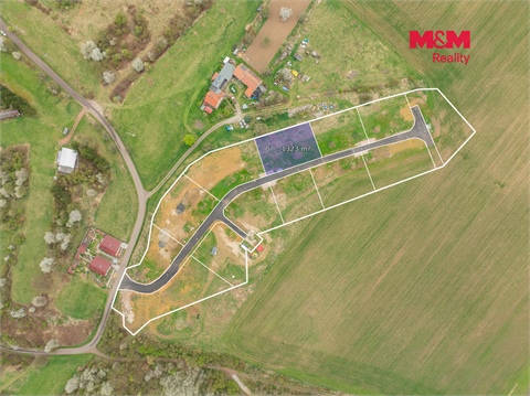 Prodej stavebního pozemku, 1 323 m² 4