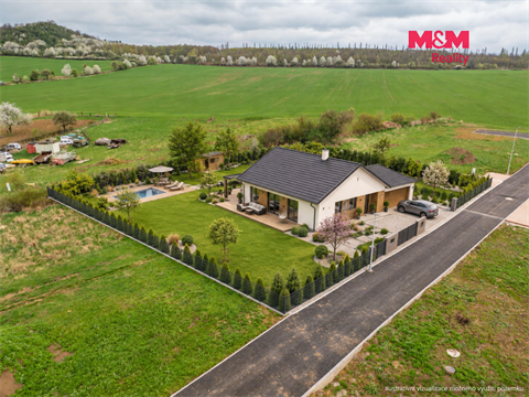 Prodej stavebního pozemku, 1 323 m² - 0