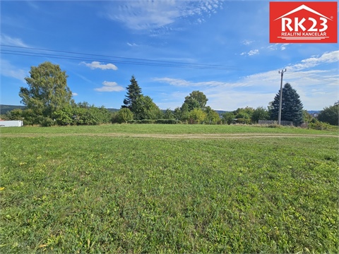 Prodej stavebního pozemku, 1 355 m² 0