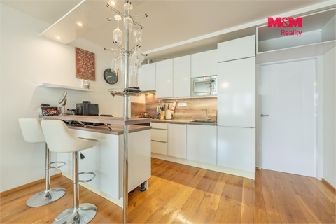 Pronájem bytu 2kk, 64 m² - 0