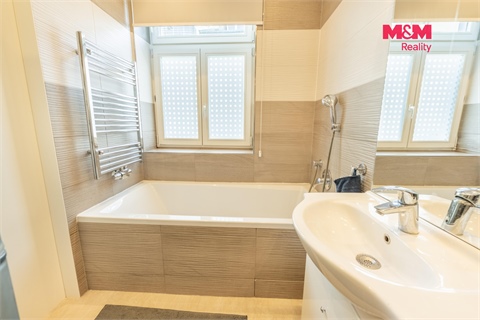 Pronájem bytu 2kk, 64 m² - 6