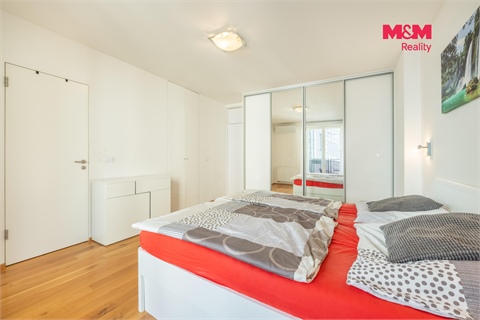 Pronájem bytu 2kk, 64 m² - 2