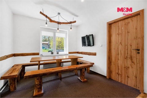 Prodej rodinného domu, 158 m² - 2