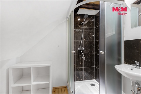 Prodej rodinného domu, 158 m² - 8