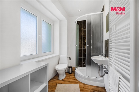 Prodej rodinného domu, 158 m² - 6