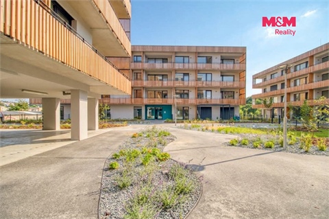 Pronájem bytu 3kk, 90 m² 22