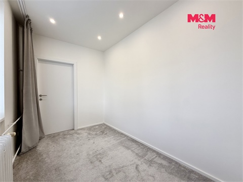 Pronájem bytu 2+1, 54 m² 8