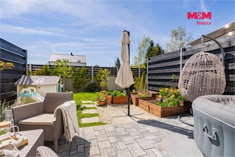 Prodej rodinného domu, 82 m² - 8