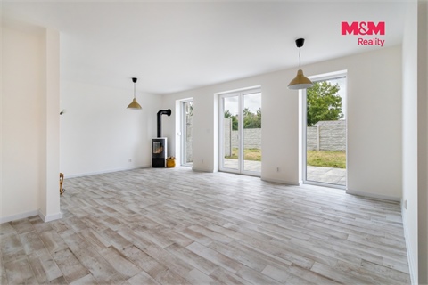 Pronájem rodinného domu, 122 m² 2