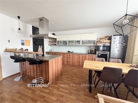Prodej bytu 2kk, 85 m² 0