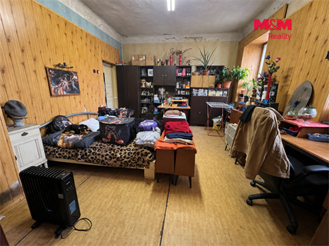 Prodej rodinného domu, 300 m² 12