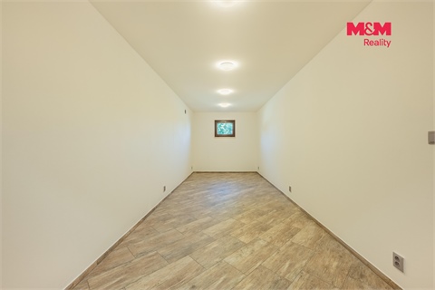 Prodej rodinného domu, 198 m² 12