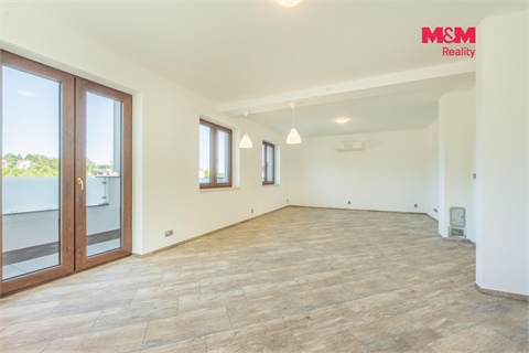 Prodej rodinného domu, 198 m² 6