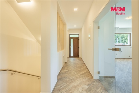 Prodej rodinného domu, 198 m² - 16