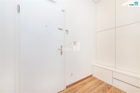 Pronájem obchodních prostor, 48 m² - 12