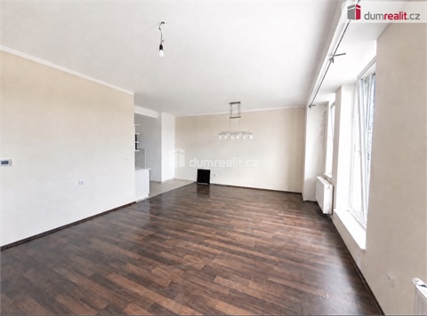 Pronájem bytu 3kk, 100 m² 12