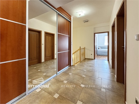 Pronájem bytu 5kk, 120 m² 14