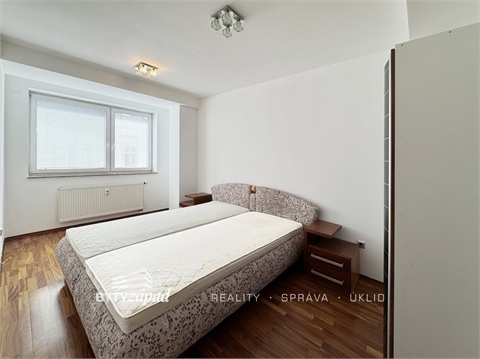 Pronájem bytu 5kk, 120 m² 4