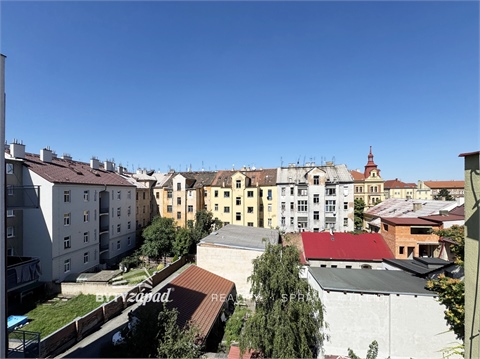 Pronájem bytu 5kk, 120 m² 18