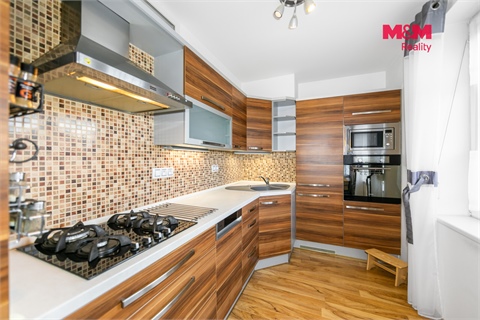 Pronájem bytu 2kk, 58 m² - 0