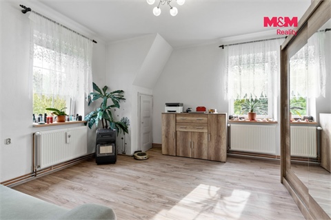 Prodej rodinného domu, 300 m² - 8