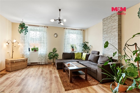 Prodej rodinného domu, 300 m² - 2