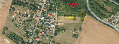 Prodej stavebního pozemku, 1 876 m² 0