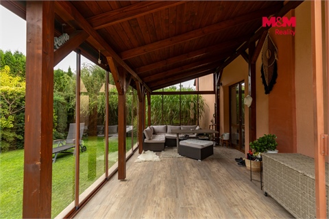 Prodej rodinného domu, 230 m² - 10