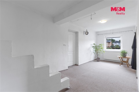 Prodej rodinného domu, 230 m² - 6