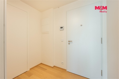 Pronájem bytu 1kk, 34 m² 8